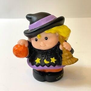 Fisher Price Little People Sarah Lynn Halloween Witch Trick or Treat Girl 2002
